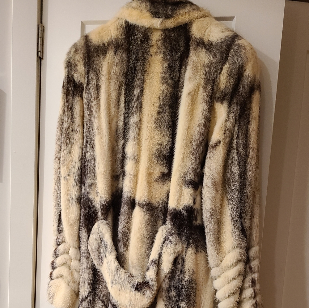 VINTAGE white and black Mink coat